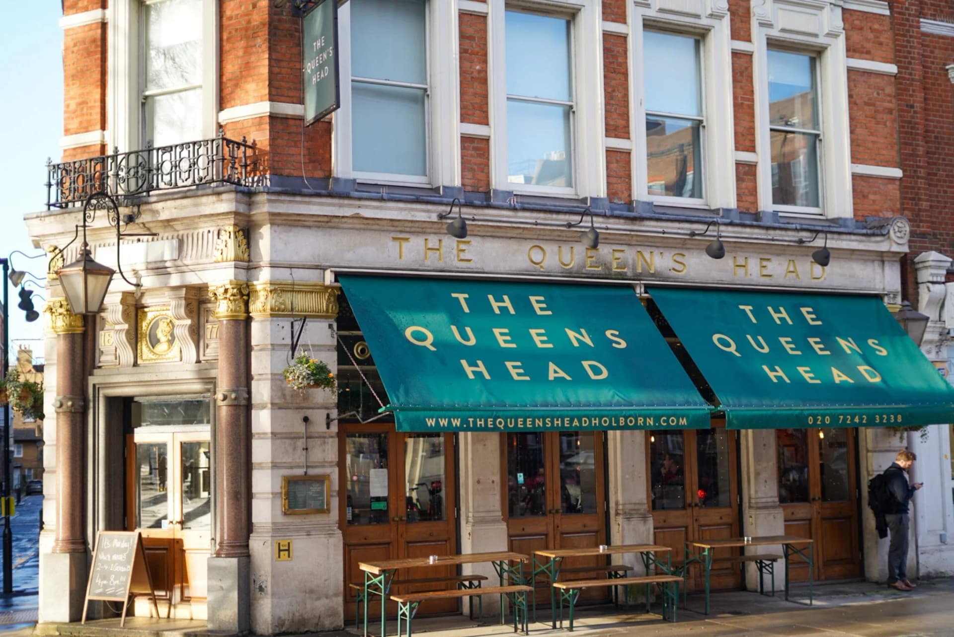 The Queens Head