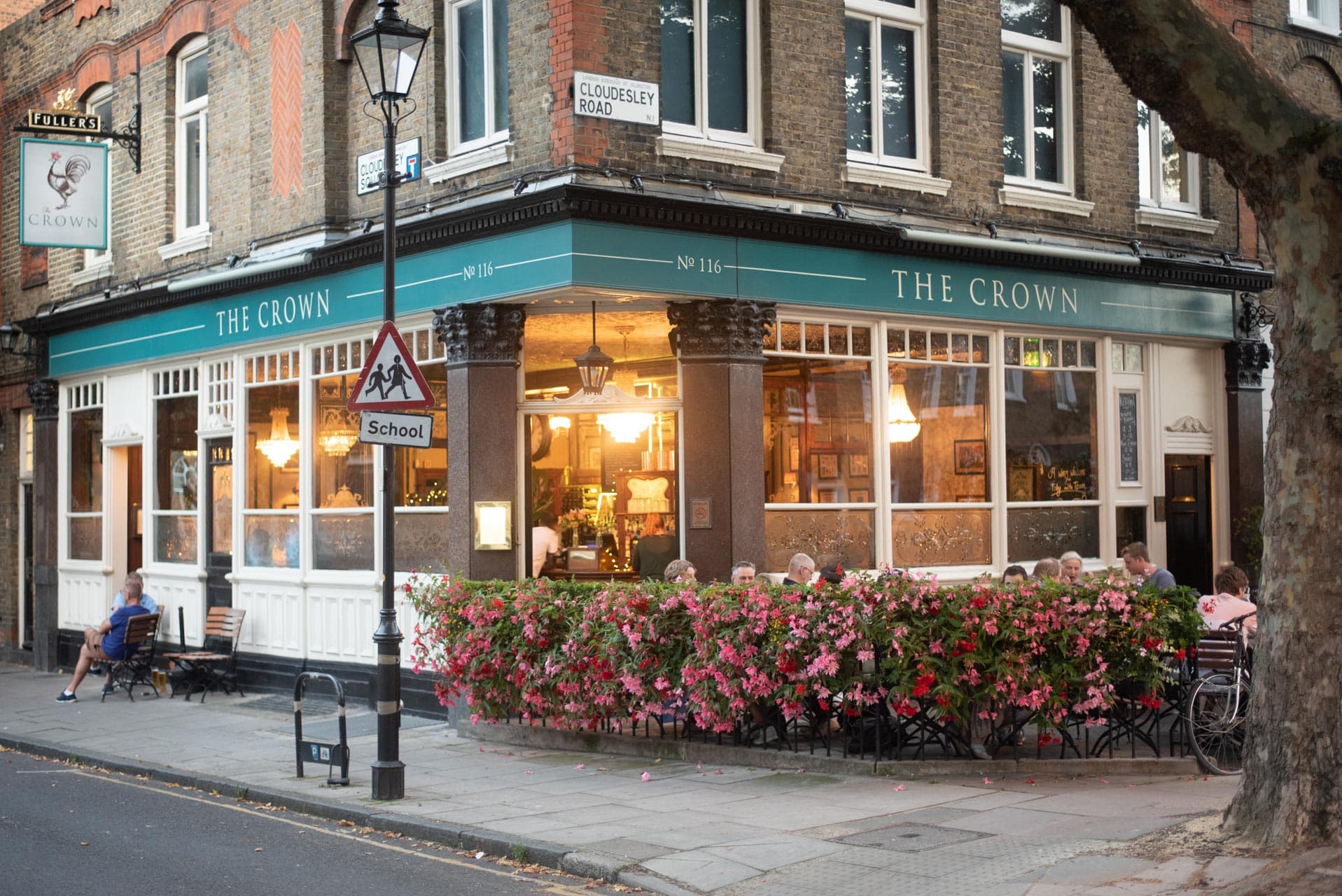 The Crown, Islington