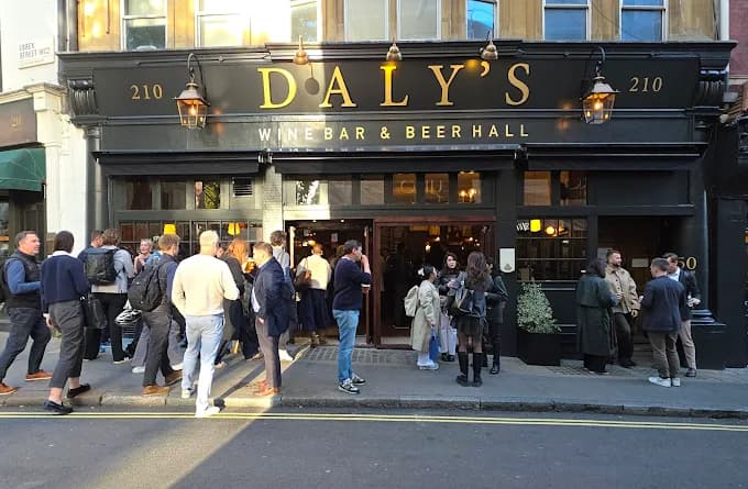 Daly's Wine Bar & Beer Hall