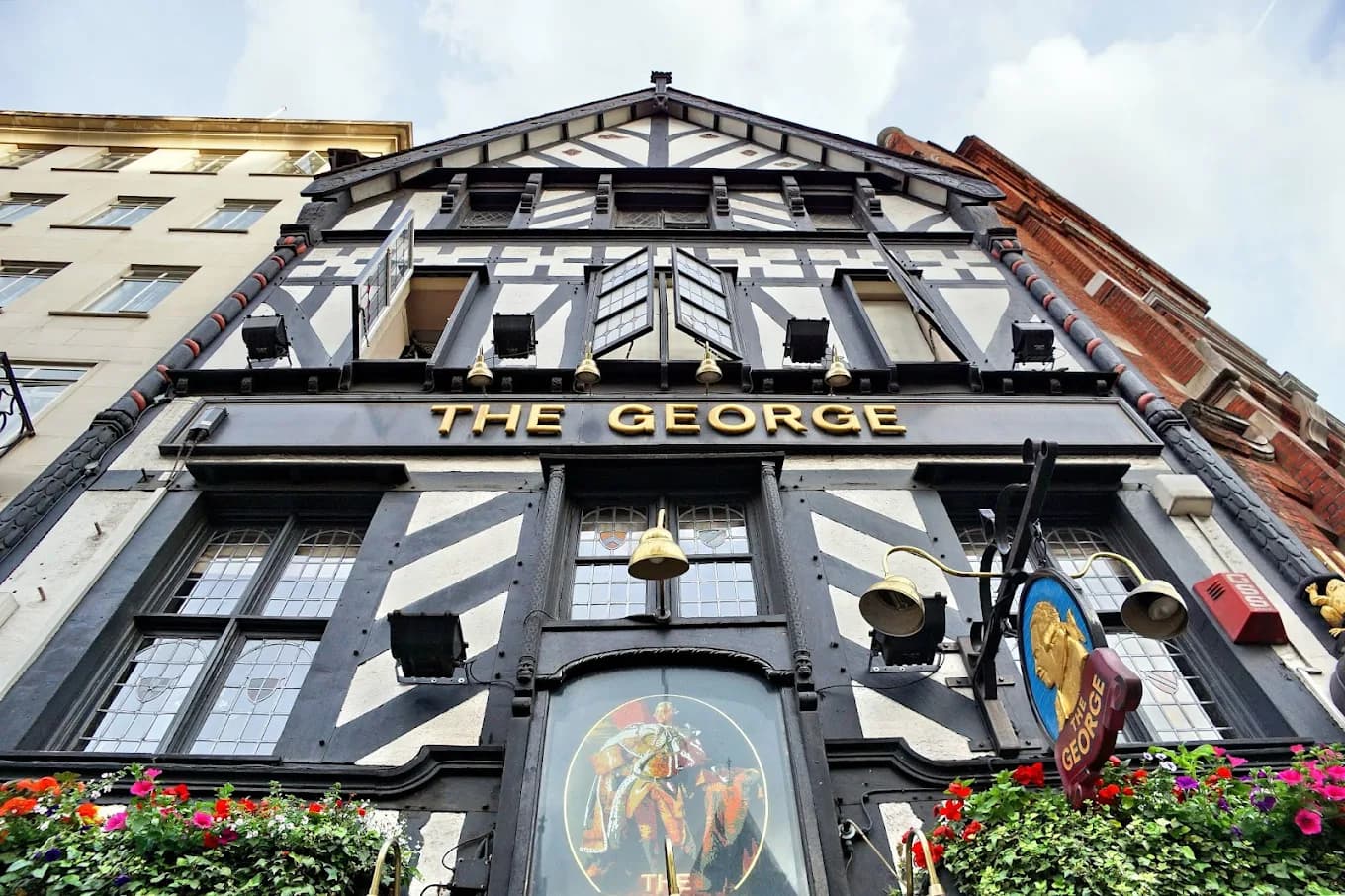 The George, WC2R 1AP