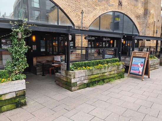 The Hoxton Hound