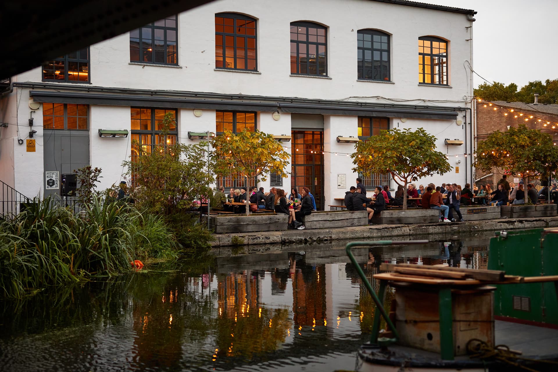 CRATE Brewery & Pizzeria