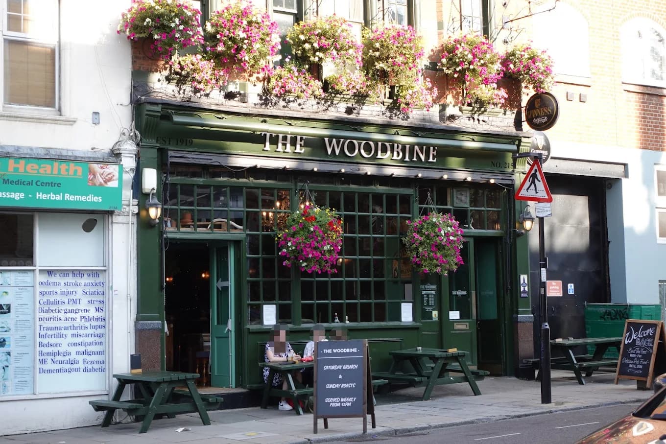 The Woodbine - Irish Pub