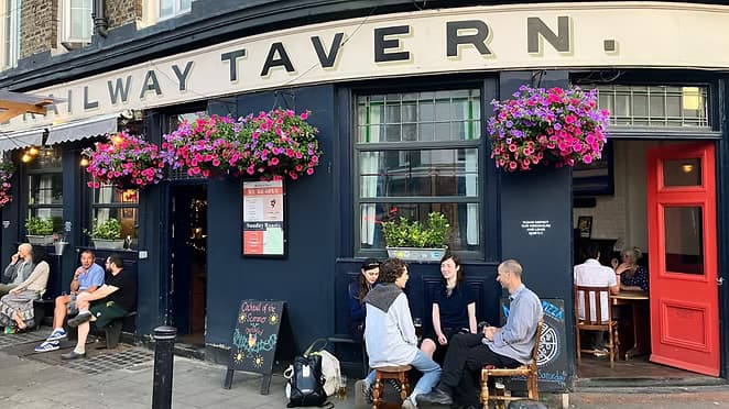 The Railway Tavern N16