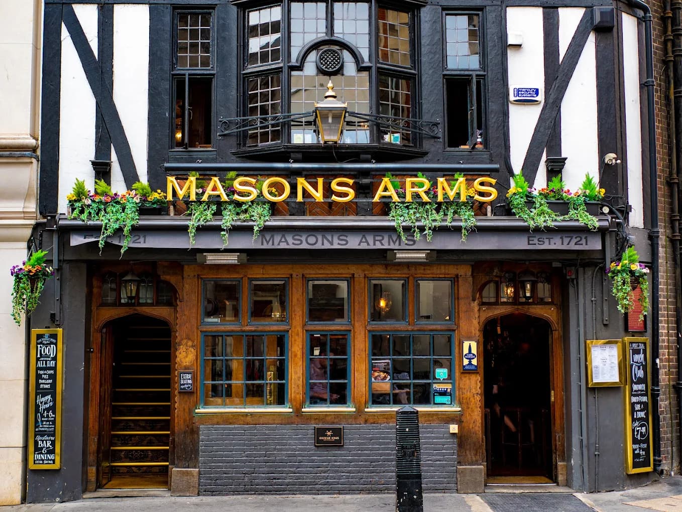 Masons Arms