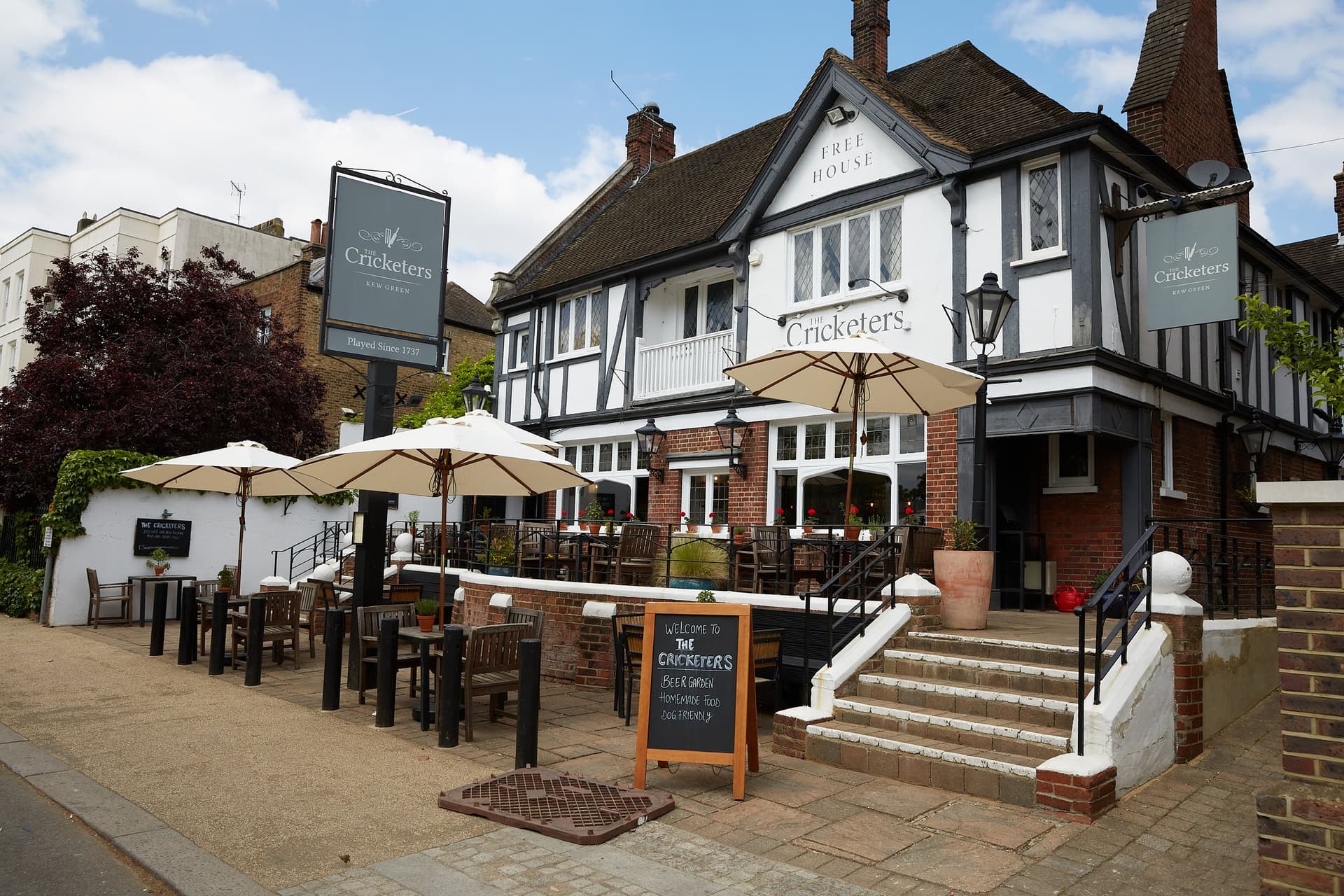 The Cricketers - Kew Green