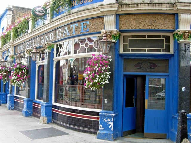 Bull & Gate