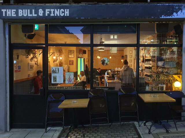 The Bull & Finch